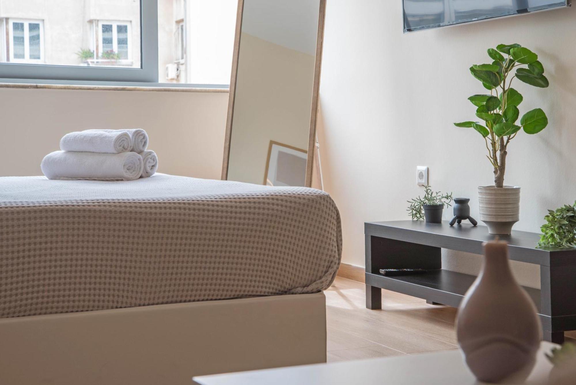 Amazing Apartments @ Aiolou Str. Aten Exteriör bild